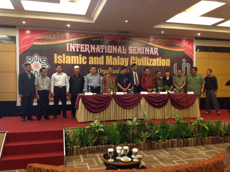 LP2M UIN Suska Gelar Seminar Internasional